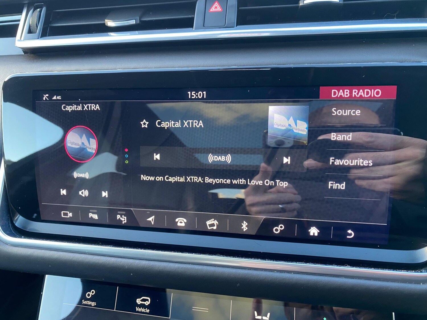 Used Land Rover Range Rover Velar 2019 for sale - 76499237: Photo 33