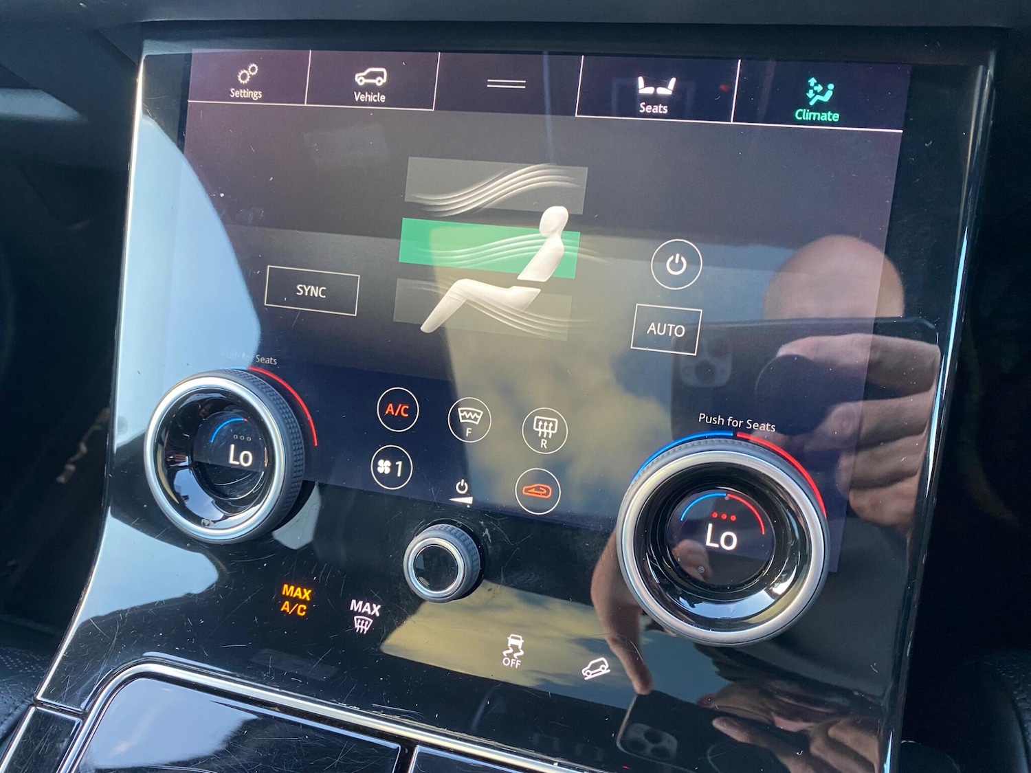 Used Land Rover Range Rover Velar 2019 for sale - 76499237: Photo 40