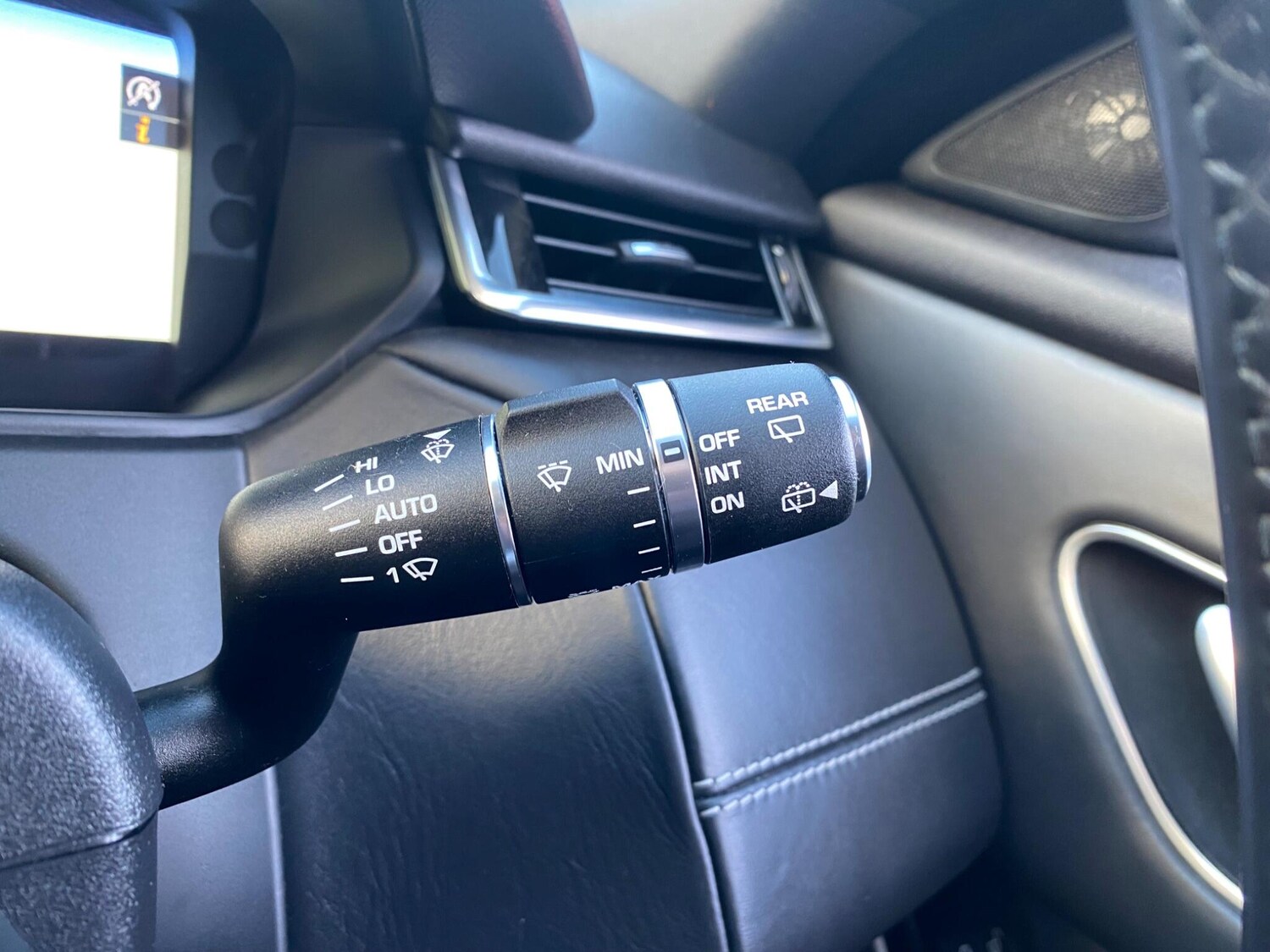 Used Land Rover Range Rover Velar 2019 for sale - 76499237: Photo 45