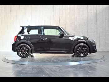 Used MINI Hatch 2019 for sale - 74057420: Photo
