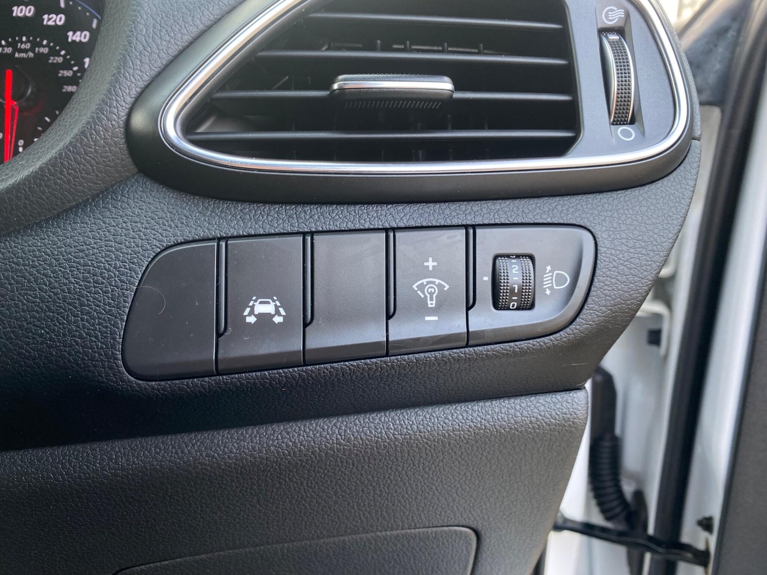 Used Hyundai i30 2018 for sale - 76926911: Photo 50