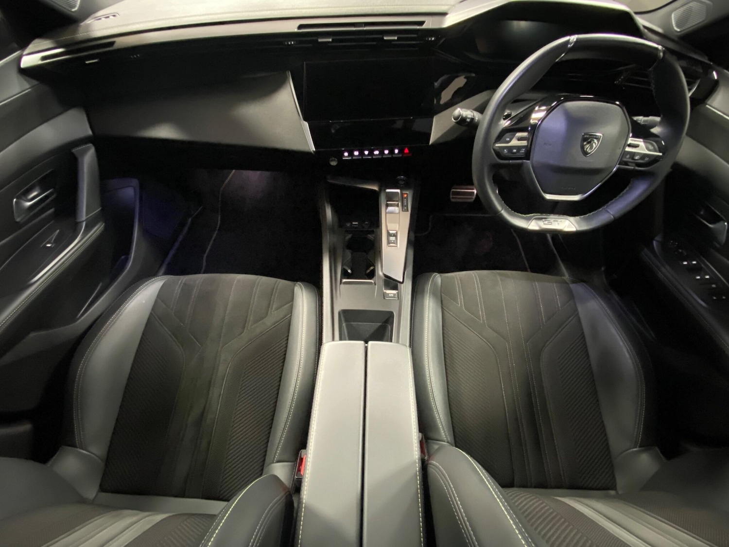 Used Peugeot 408 2024 for sale - 76388188: Photo 26