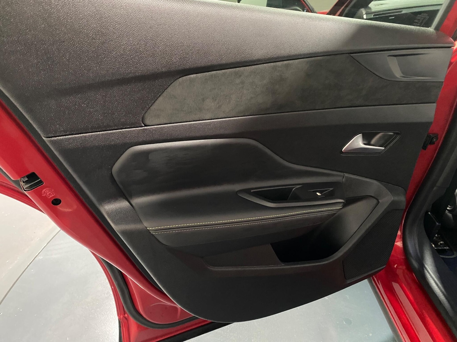 Used Peugeot 408 2024 for sale - 76388188: Photo 45