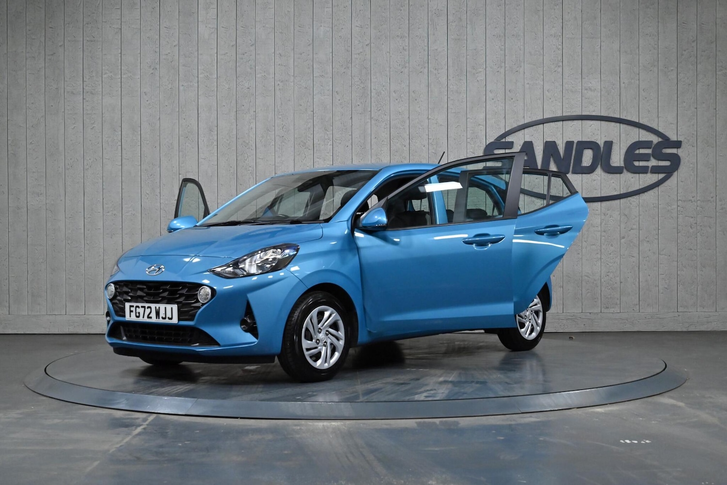 Used Hyundai i10 2023 for sale - 77290567: Photo 16