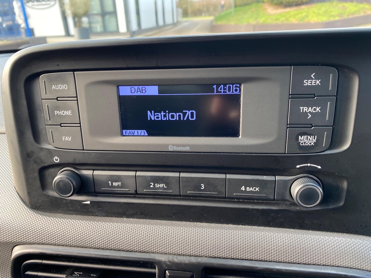 Used Hyundai i10 2023 for sale - 77290567: Photo 31