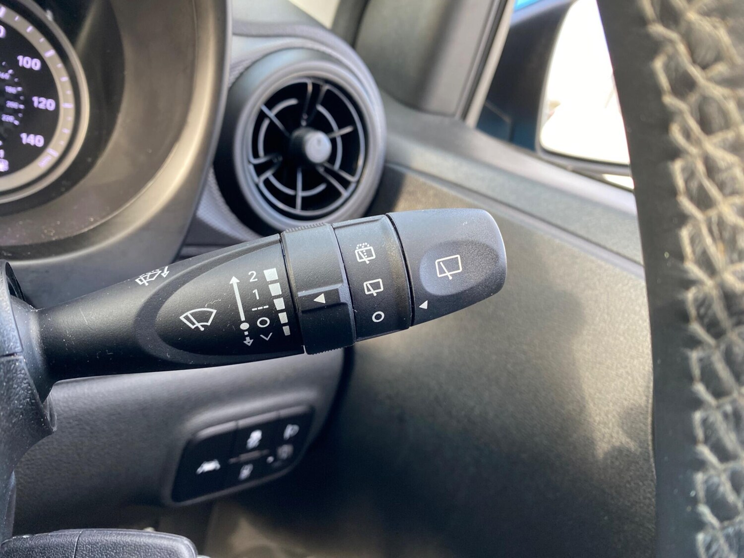 Used Hyundai i10 2023 for sale - 77290567: Photo 38