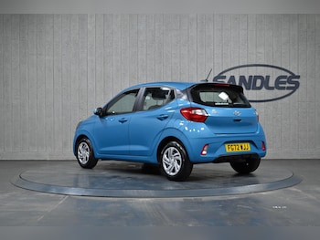 Used Hyundai i10 2023 for sale - 77290567: Photo
