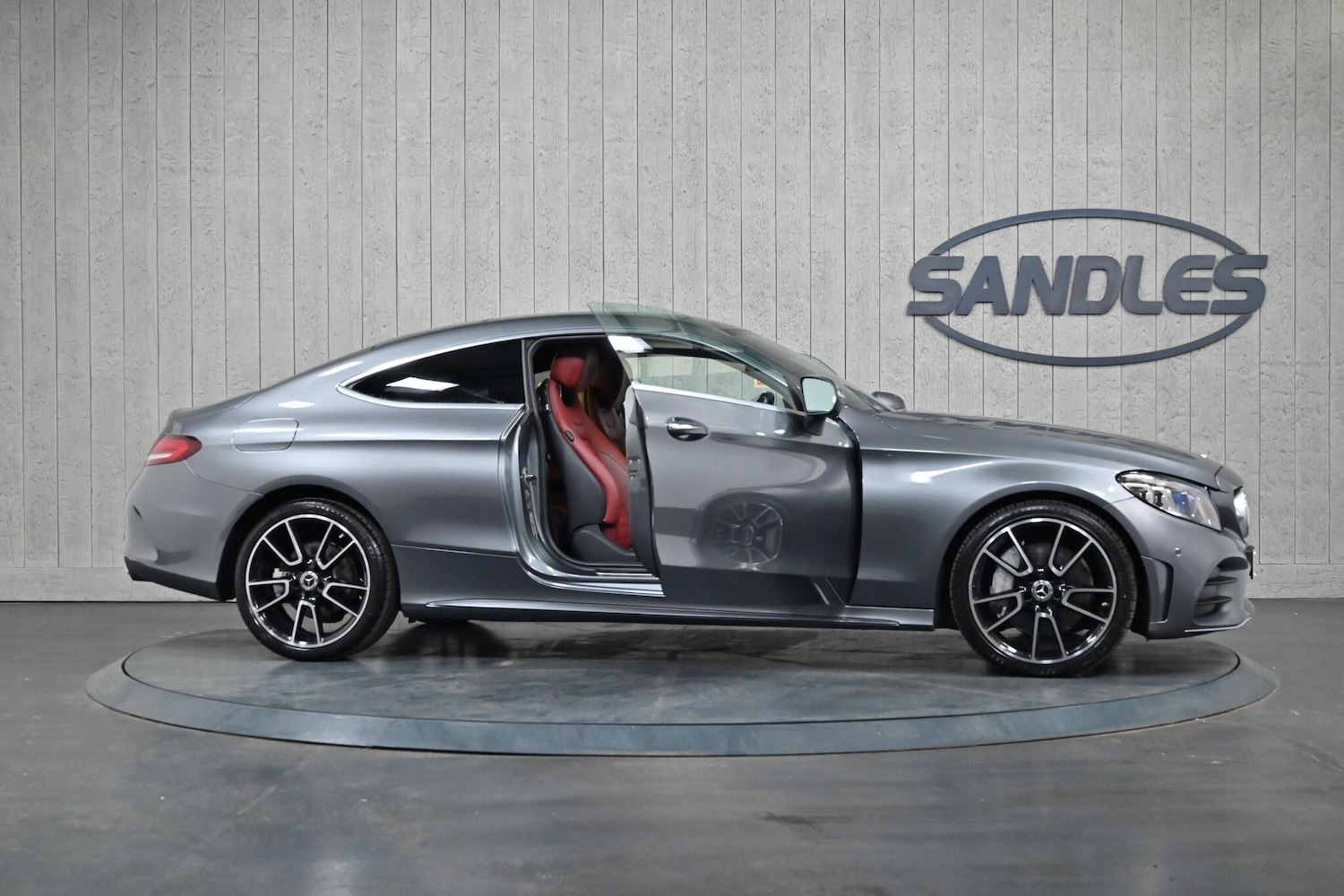 Used Mercedes-Benz C Class 2018 for sale - 76987669: Photo 11