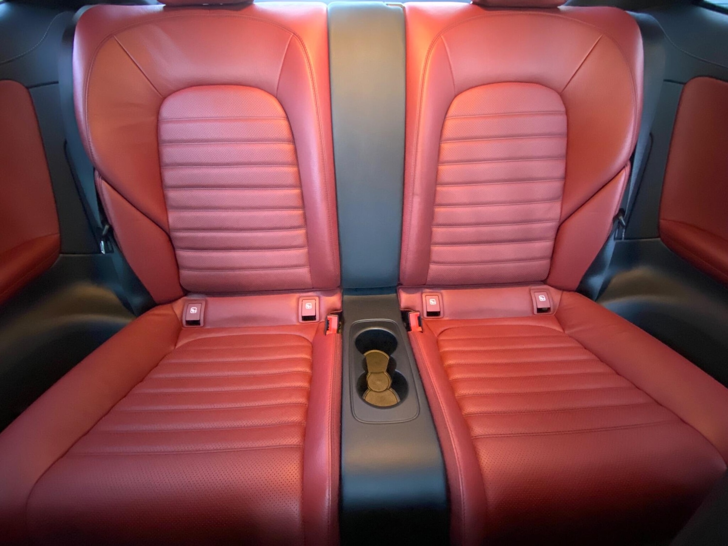 Used Mercedes-Benz C Class 2018 for sale - 76987669: Photo 26