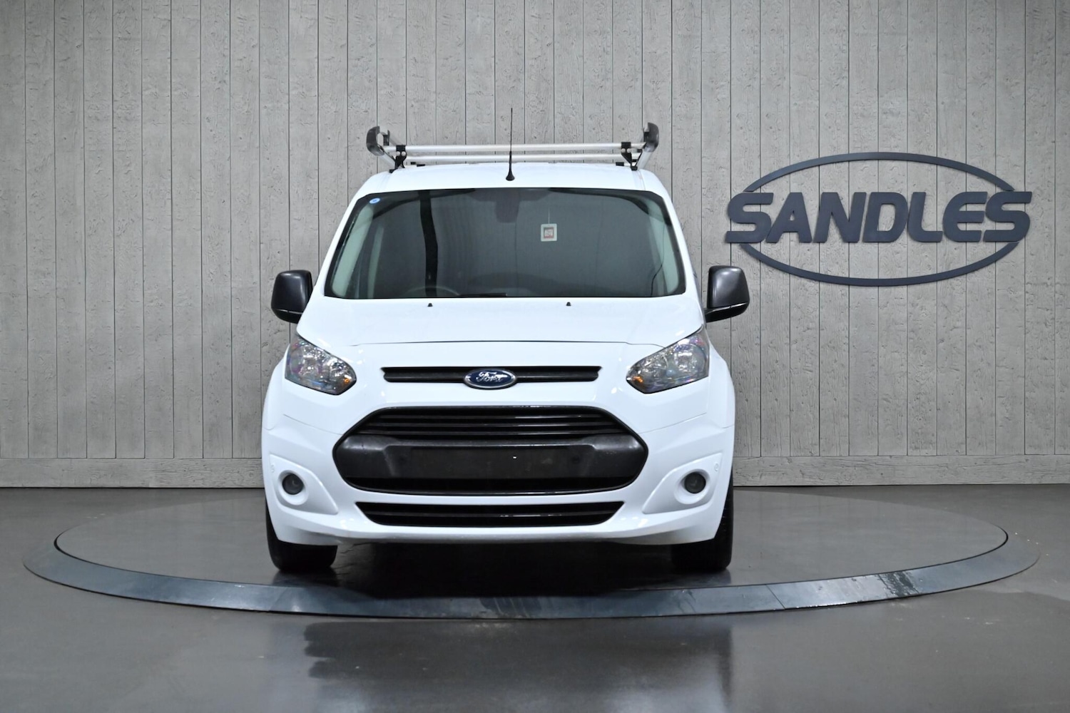 Used Ford Transit Connect 2018 for sale - 76824282: Photo 2