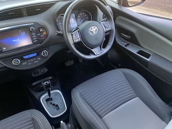 Used Toyota Yaris 2020 for sale - 79461037: Photo