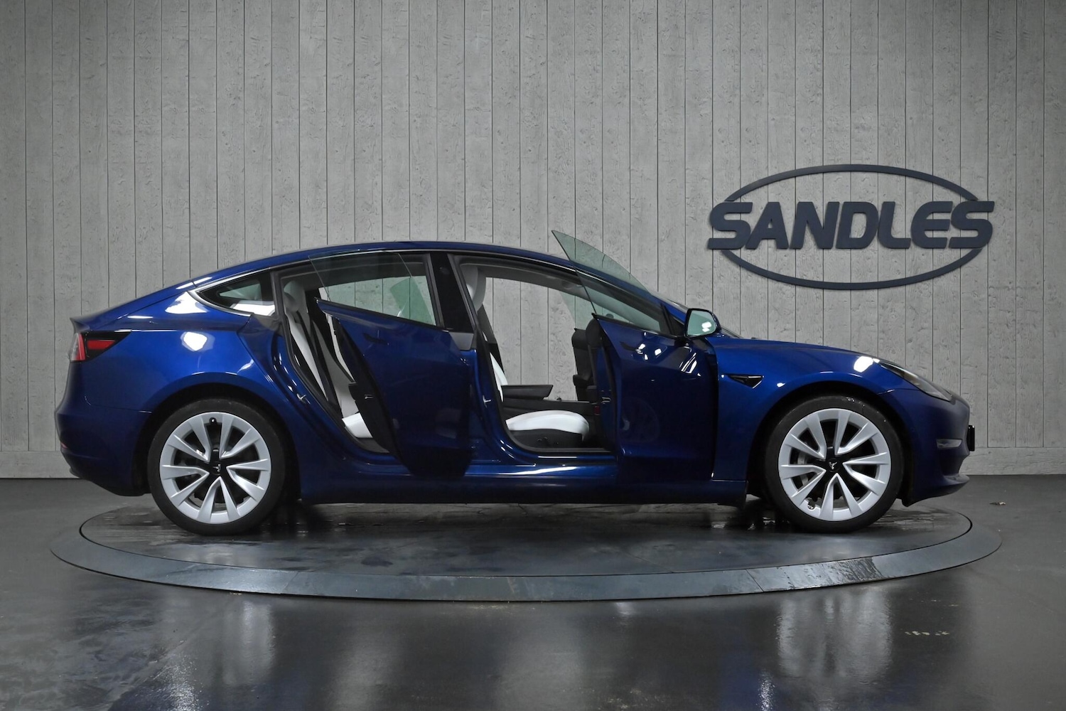 Used Tesla Model 3 2021 for sale - 77108808: Photo 12