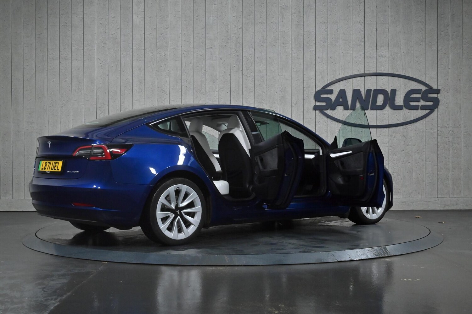 Used Tesla Model 3 2021 for sale - 77108808: Photo 15