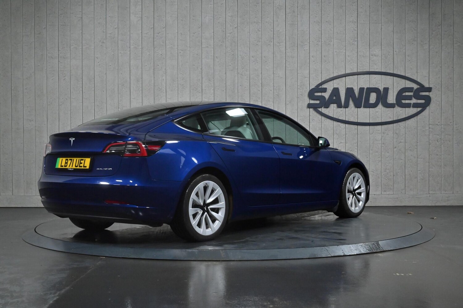 Used Tesla Model 3 2021 for sale - 77108808: Photo 7