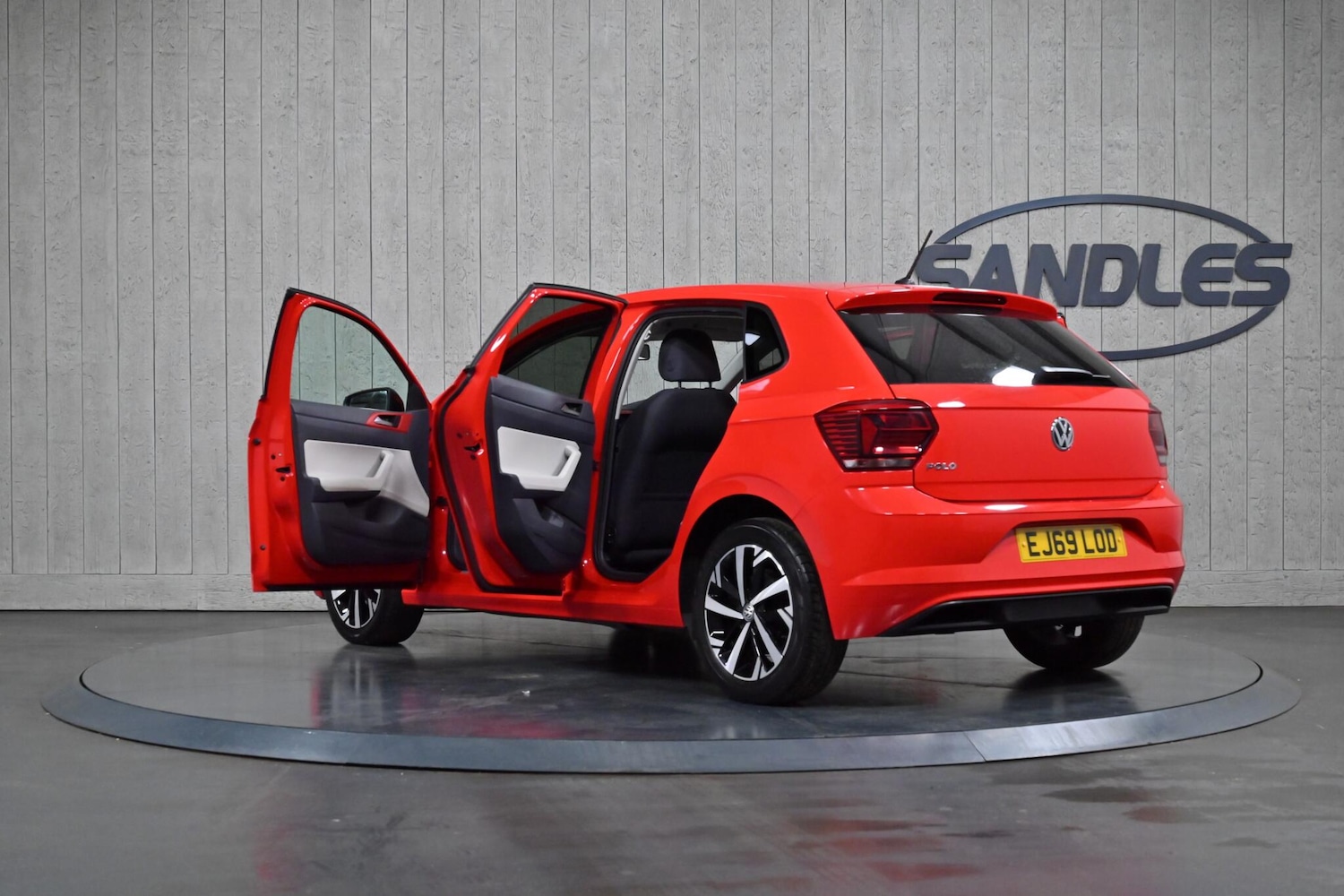 Used Volkswagen Polo 2019 for sale - 76992743: Photo 12