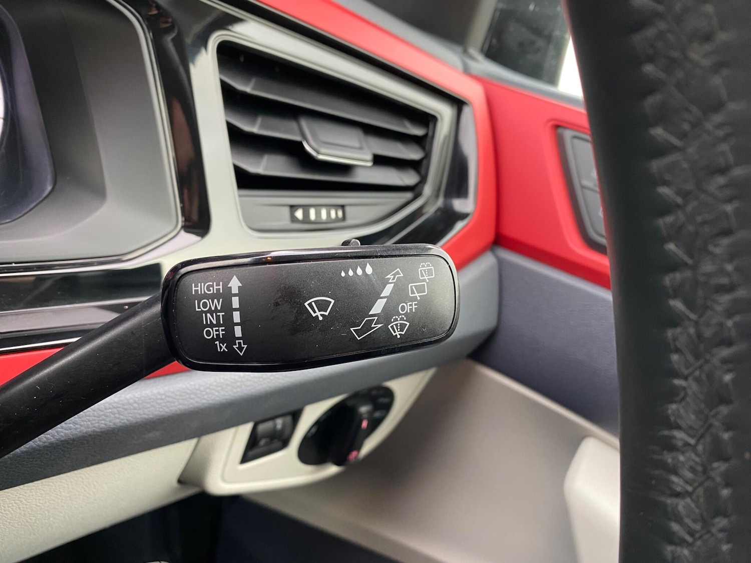 Used Volkswagen Polo 2019 for sale - 76992743: Photo 41