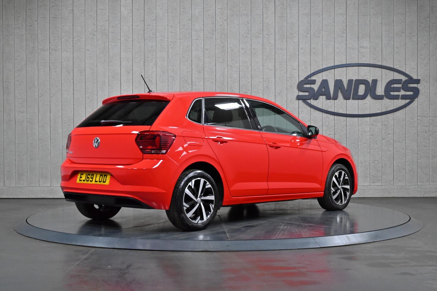 Used Volkswagen Polo 2019 for sale - 76992743: Photo 6