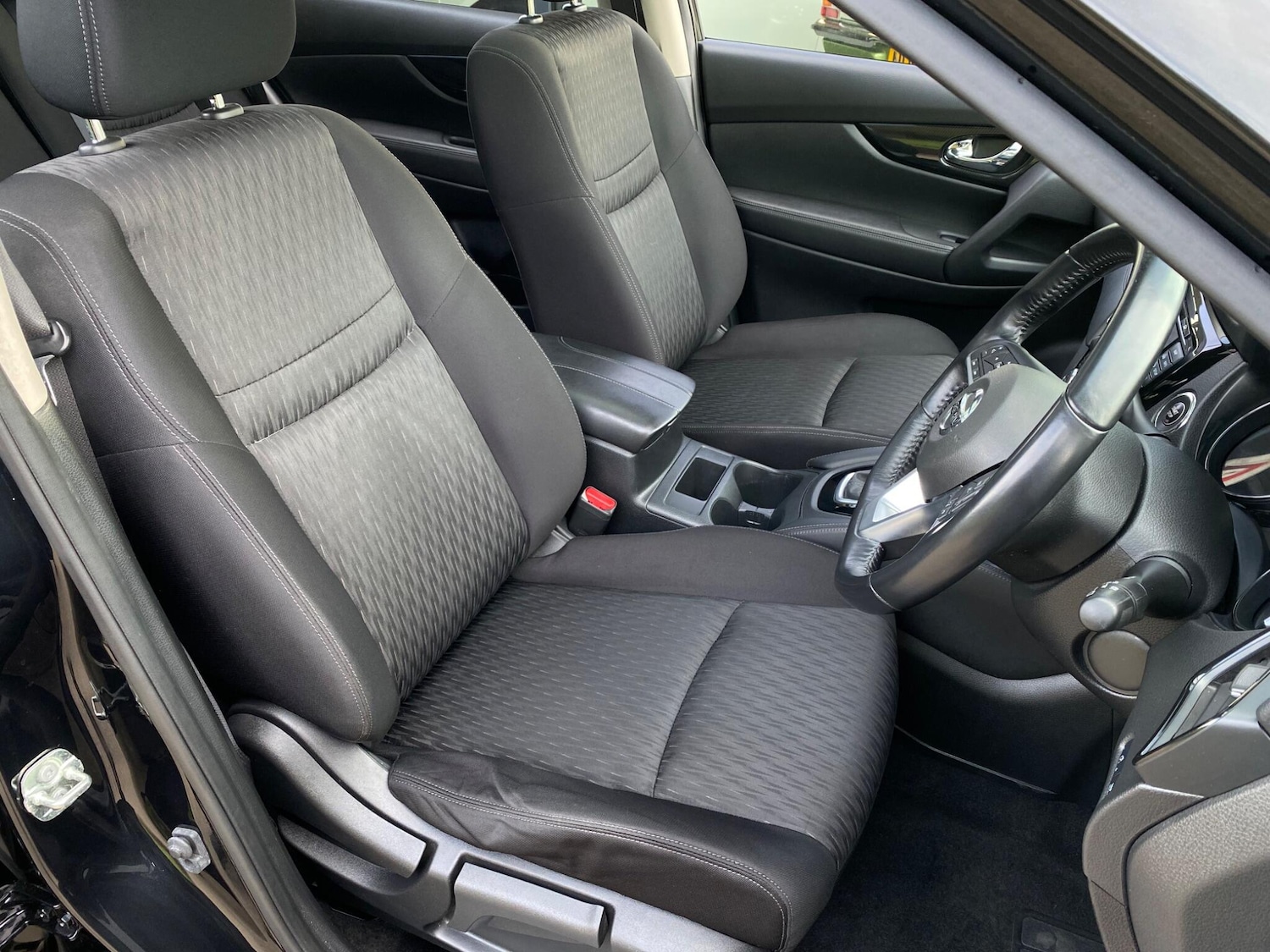 Used Nissan X-Trail 2020 for sale - 77684072: Photo 30