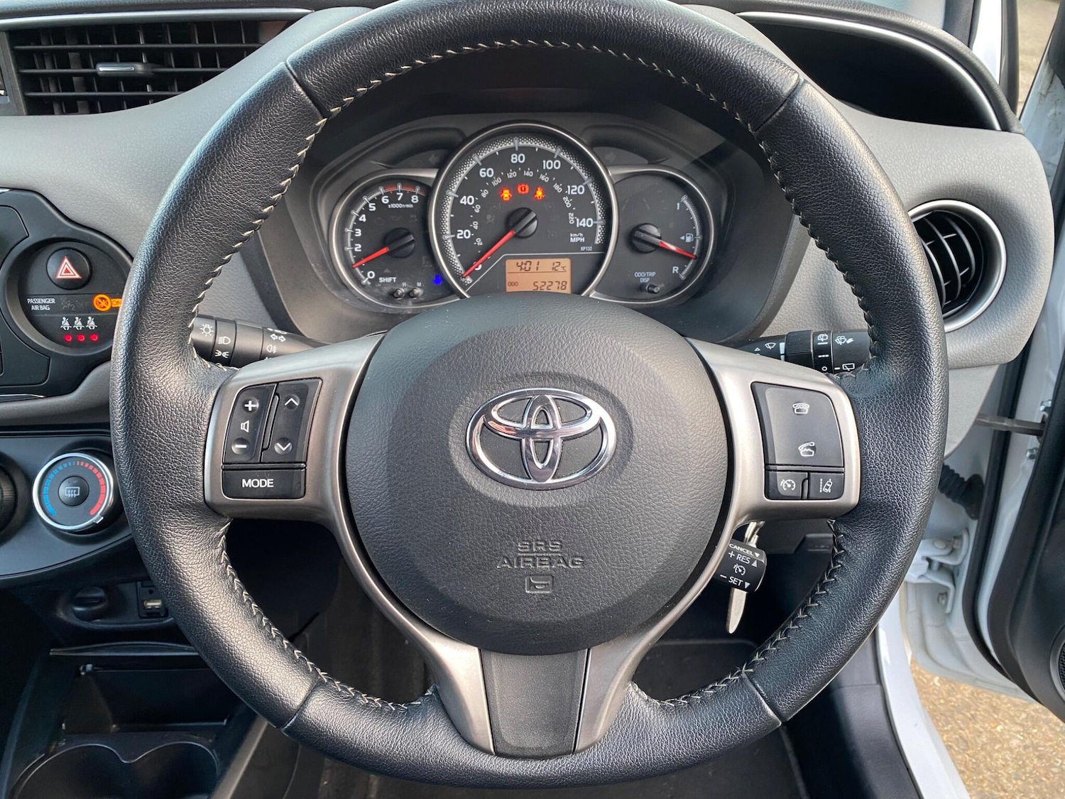 Used Toyota Yaris 2017 for sale - 76913108: Photo 40