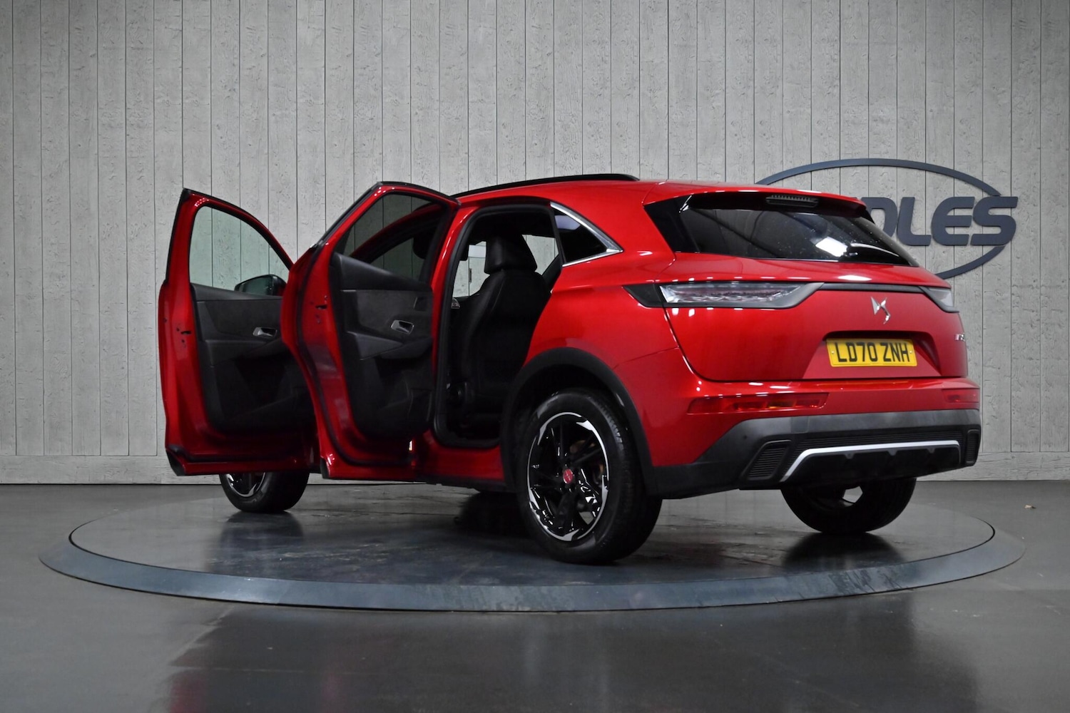 Used DS Automobiles DS 7 Crossback 2020 for sale - 76538819: Photo 12