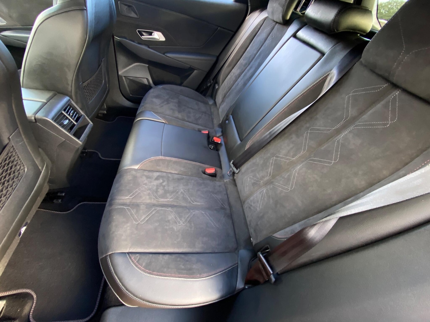 Used DS Automobiles DS 7 Crossback 2020 for sale - 76538819: Photo 29