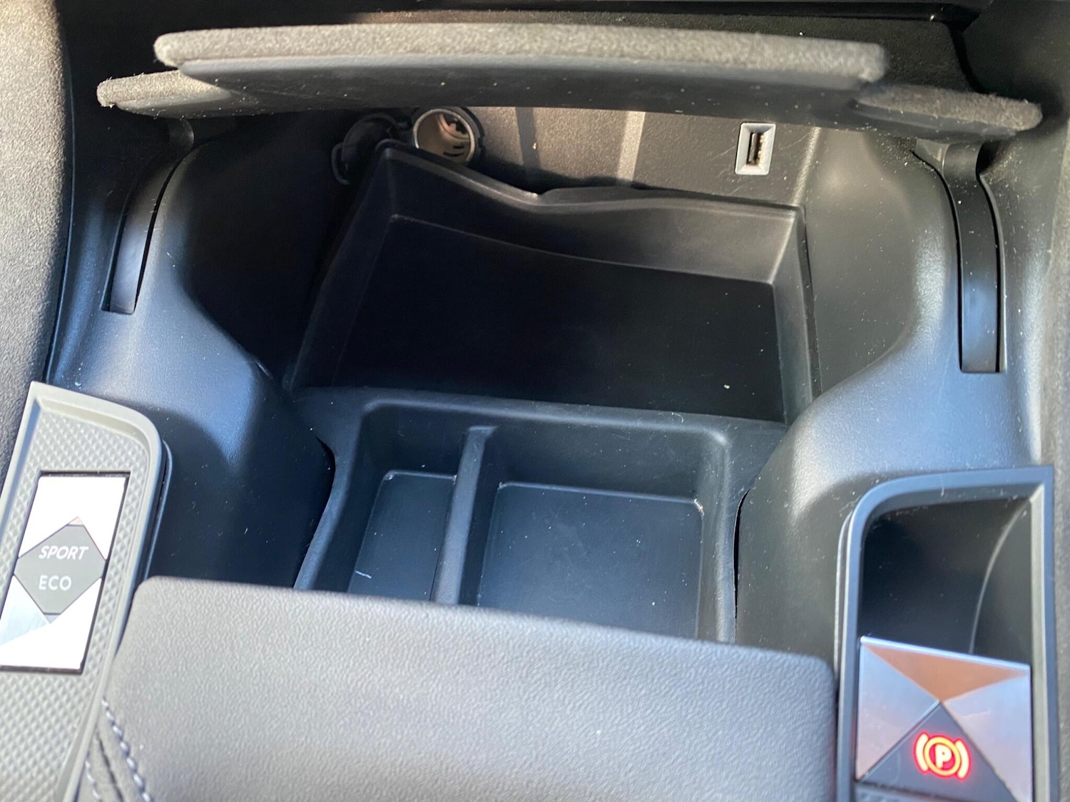 Used DS Automobiles DS 7 Crossback 2020 for sale - 76538819: Photo 38