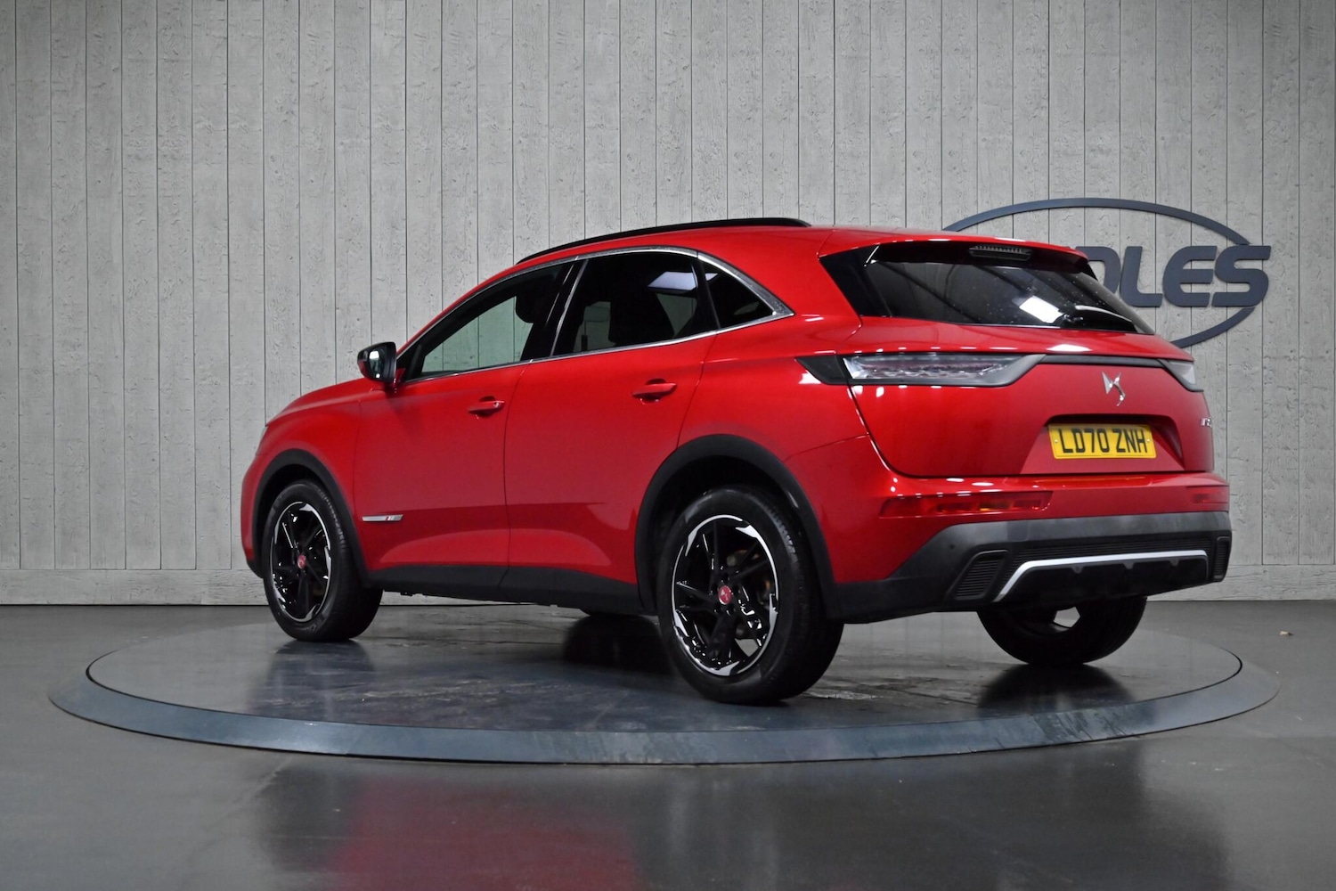 Used DS Automobiles DS 7 Crossback 2020 for sale - 76538819: Photo 4