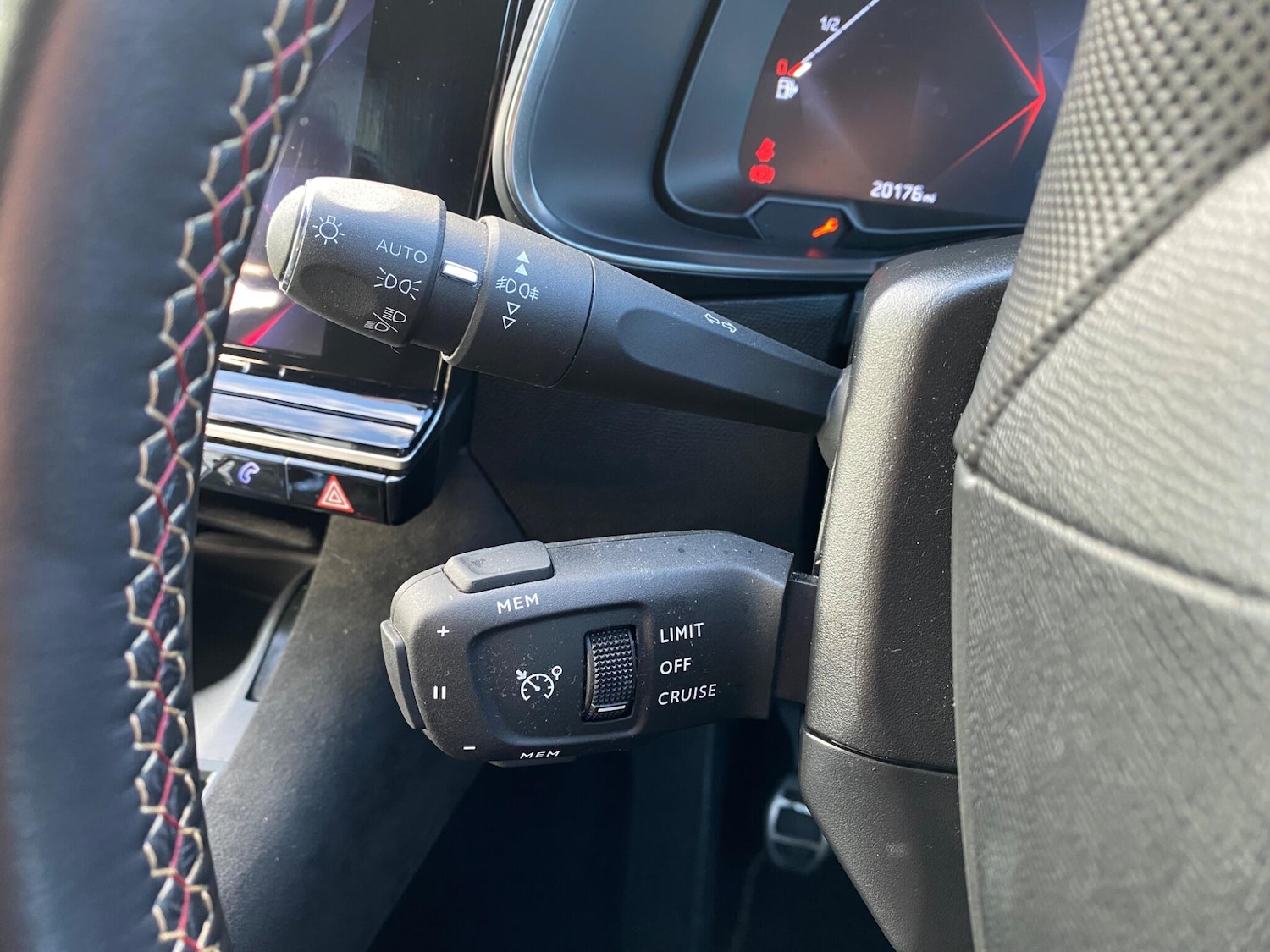 Used DS Automobiles DS 7 Crossback 2020 for sale - 76538819: Photo 41