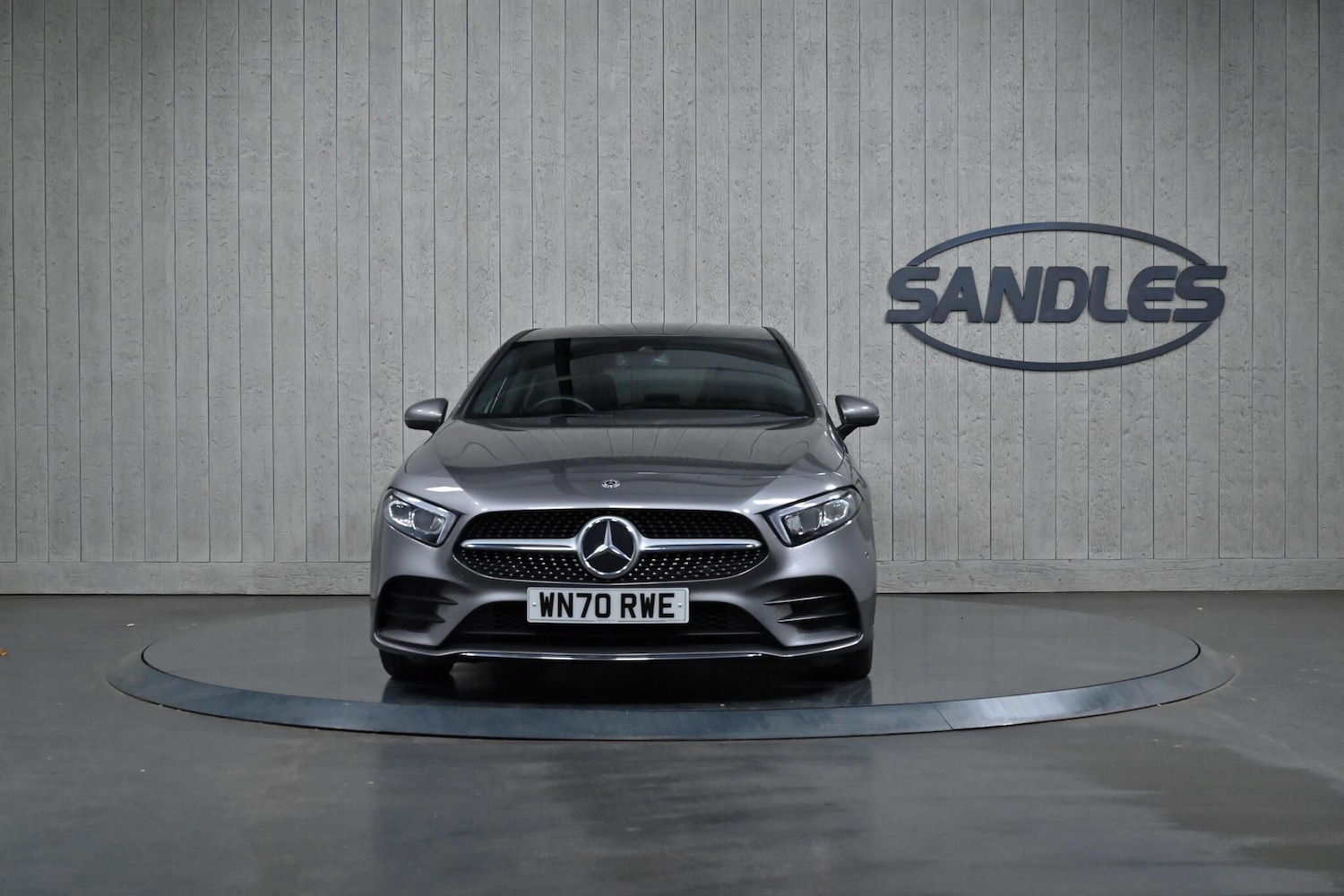 Used Mercedes-Benz A-Class 2020 for sale - 76992413: Photo 2