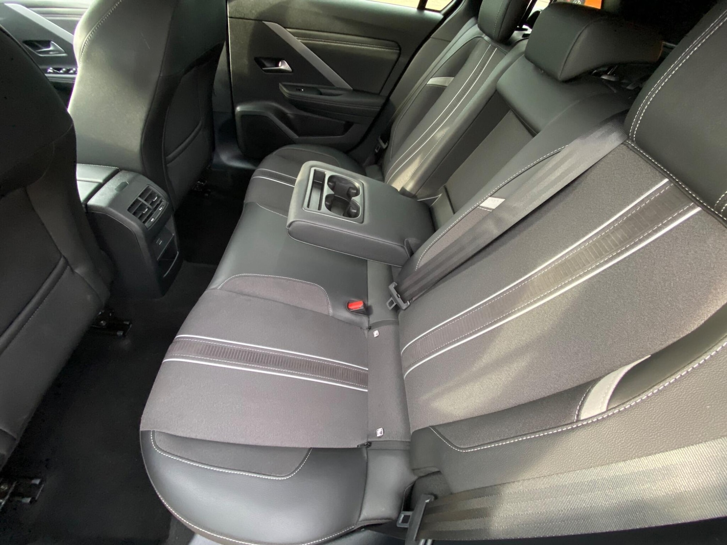 Used Vauxhall Astra 2024 for sale - 78047964: Photo 29