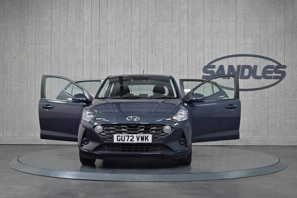 Used Hyundai i10 2022 for sale - 75200266: Photo 9