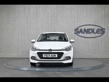 Used Hyundai i20 2017 for sale - 75174011: Photo
