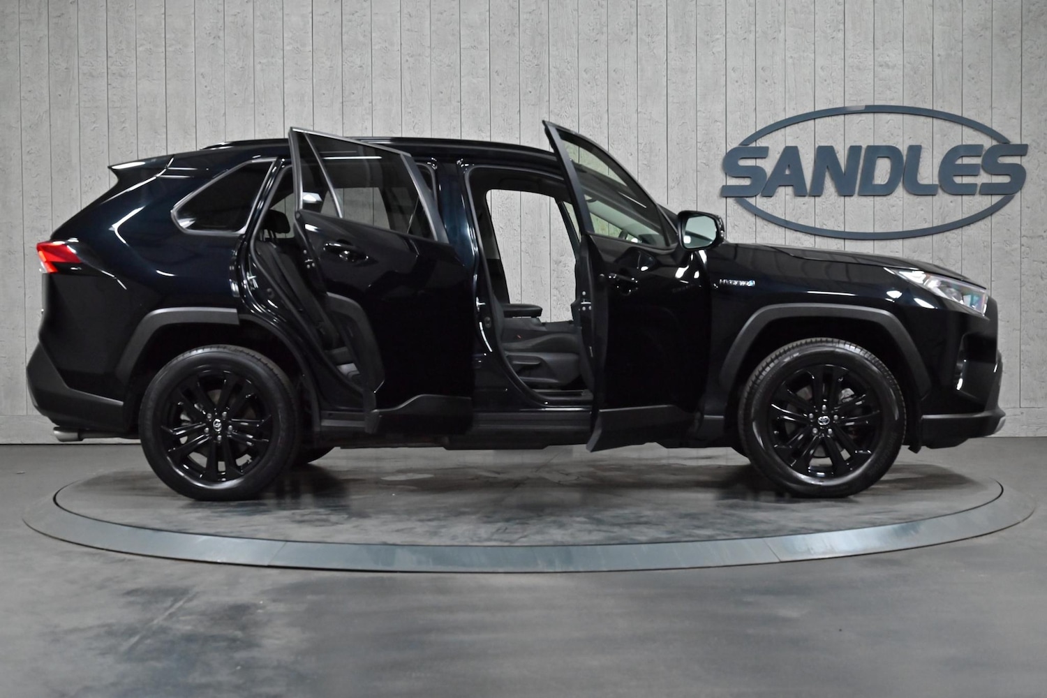 Used Toyota RAV4 2020 for sale - 76997426: Photo 11