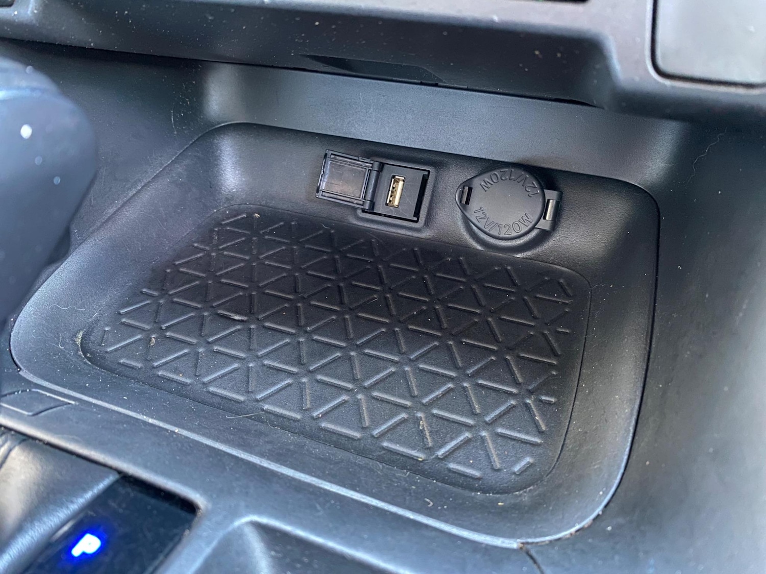 Used Toyota RAV4 2020 for sale - 76997426: Photo 36