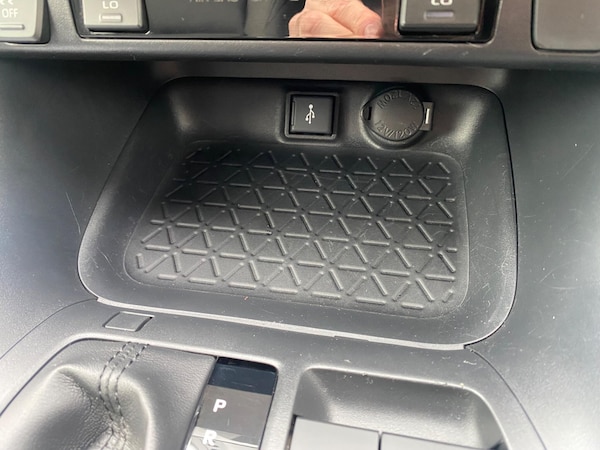 Used Toyota RAV4 2021 for sale - 75809597: Photo 40