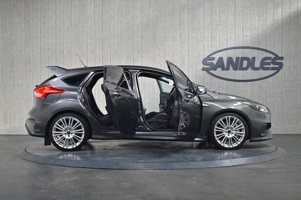 Used Ford Focus 2017 for sale - 73764837: Photo 10