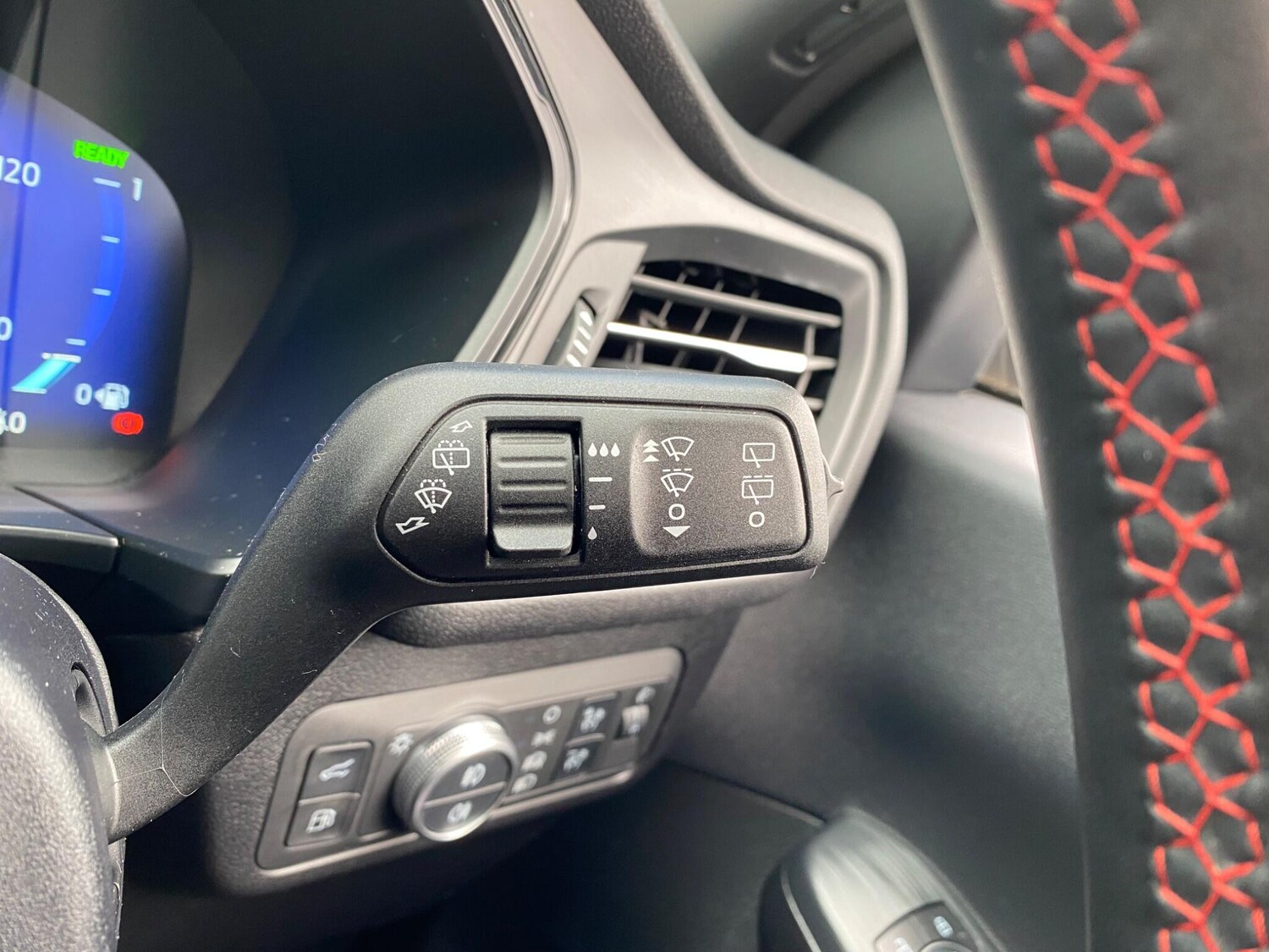 Used Ford Kuga 2023 for sale - 75670641: Photo 45