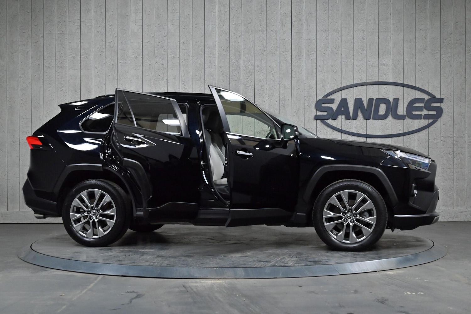 Used Toyota RAV4 2022 for sale - 77455199: Photo 12