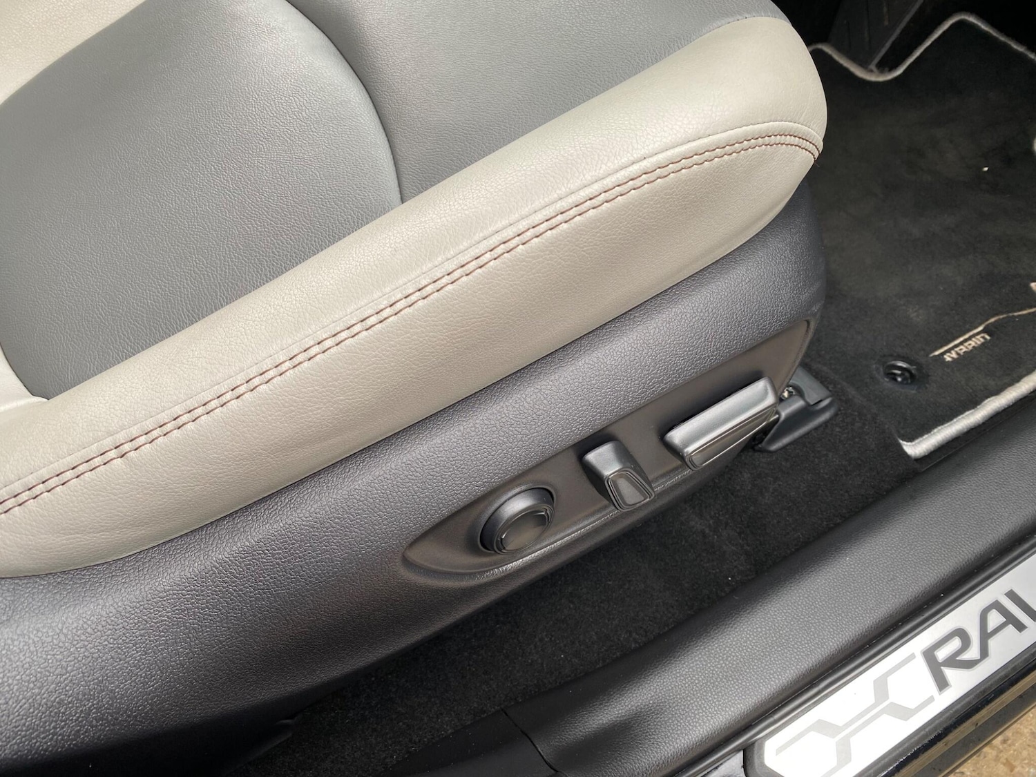 Used Toyota RAV4 2022 for sale - 77455199: Photo 26