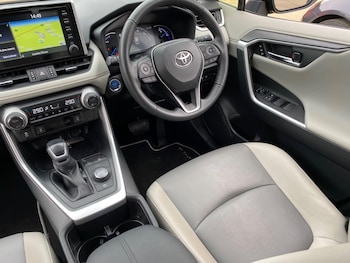 Used Toyota RAV4 2022 for sale - 77455199: Photo