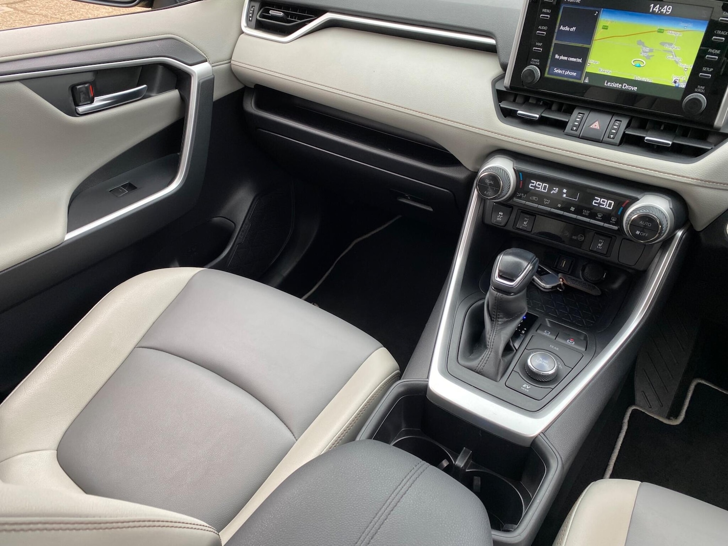 Used Toyota RAV4 2022 for sale - 77455199: Photo 30