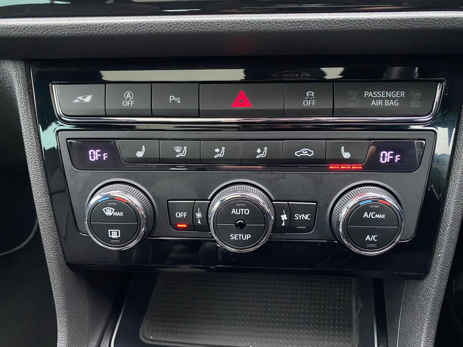 Used SEAT Leon 2017 for sale - 77425337: Photo 44