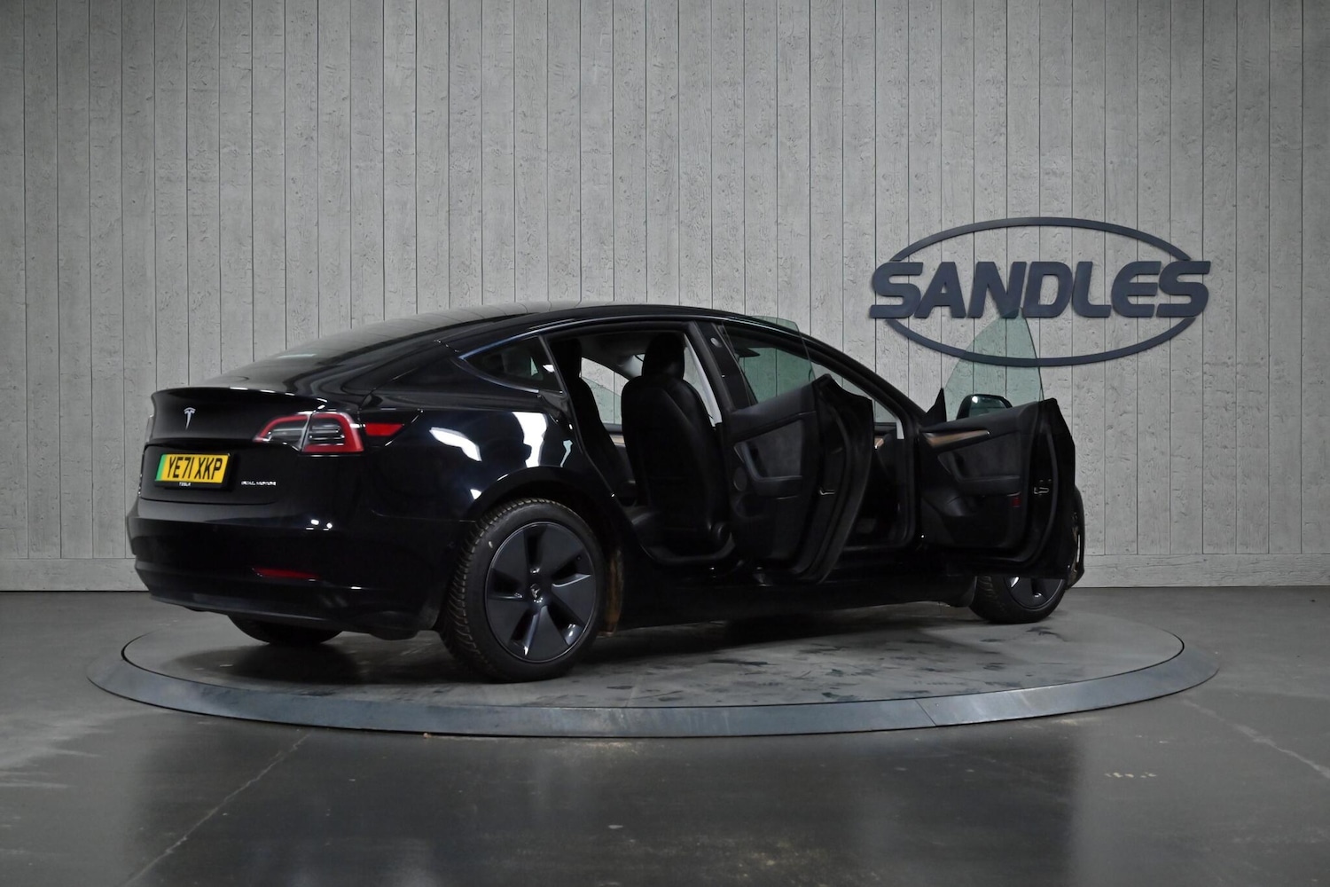 Used Tesla Model 3 2021 for sale - 77497145: Photo 14