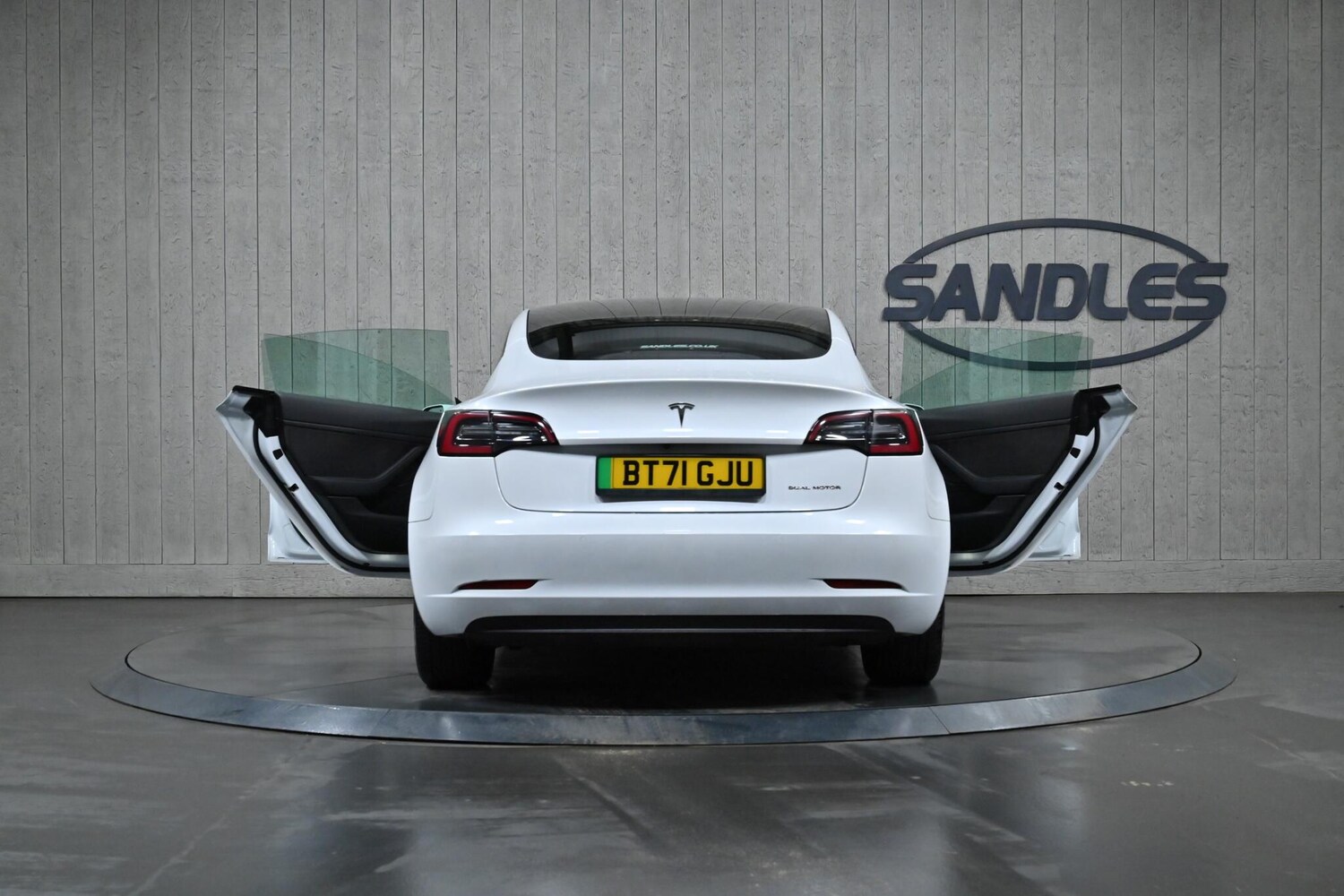 Used Tesla Model 3 2021 for sale - 77040729: Photo 13