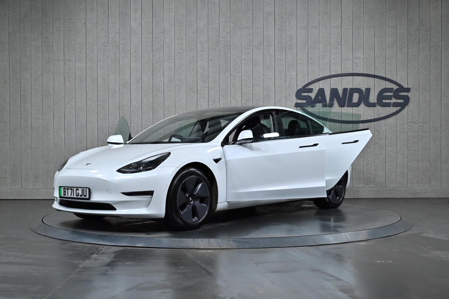 Used Tesla Model 3 2021 for sale - 77040729: Photo 15