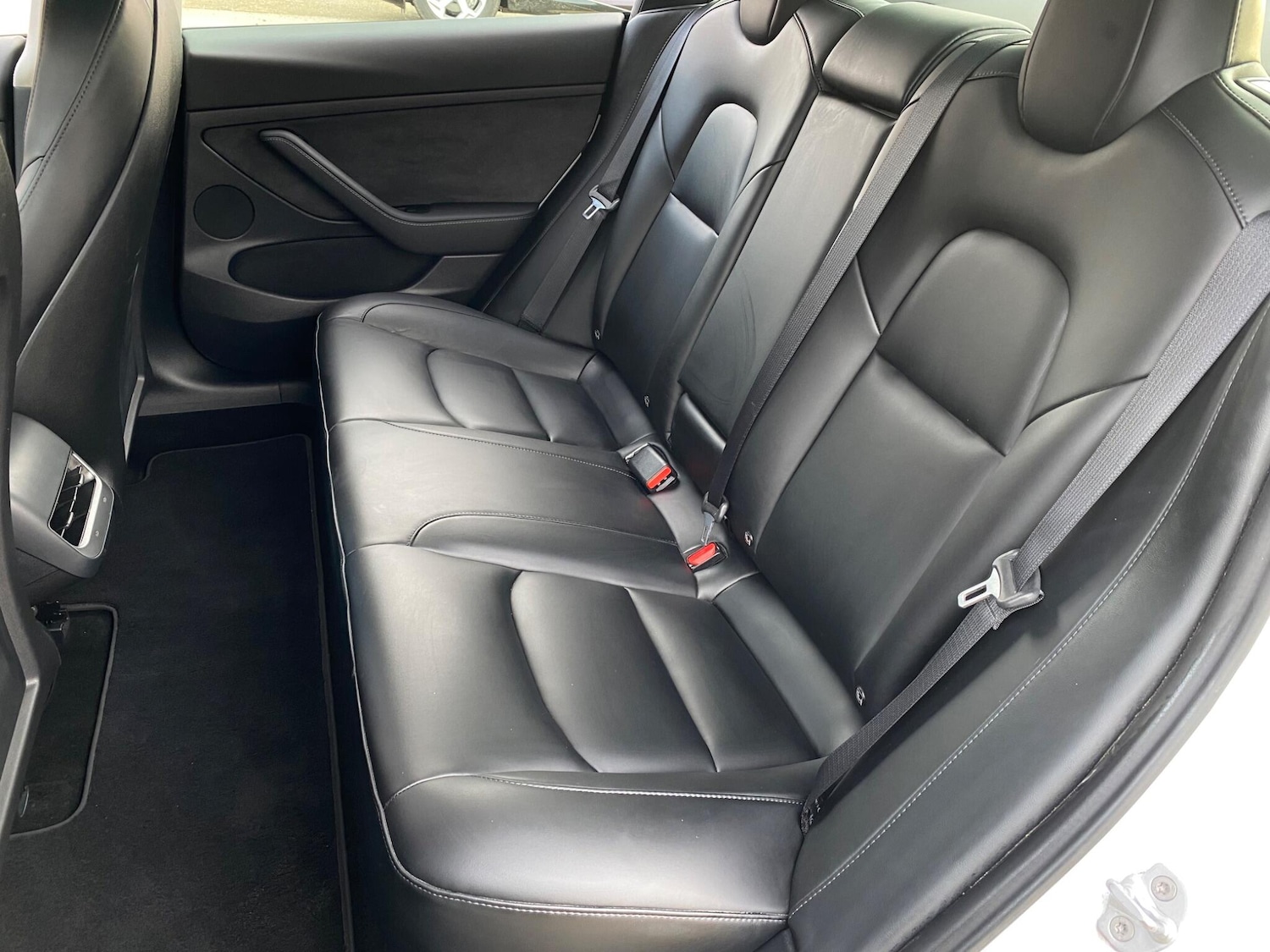 Used Tesla Model 3 2021 for sale - 77040729: Photo 29