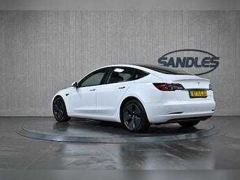 Used Tesla Model 3 2021 for sale - 77040729: Photo