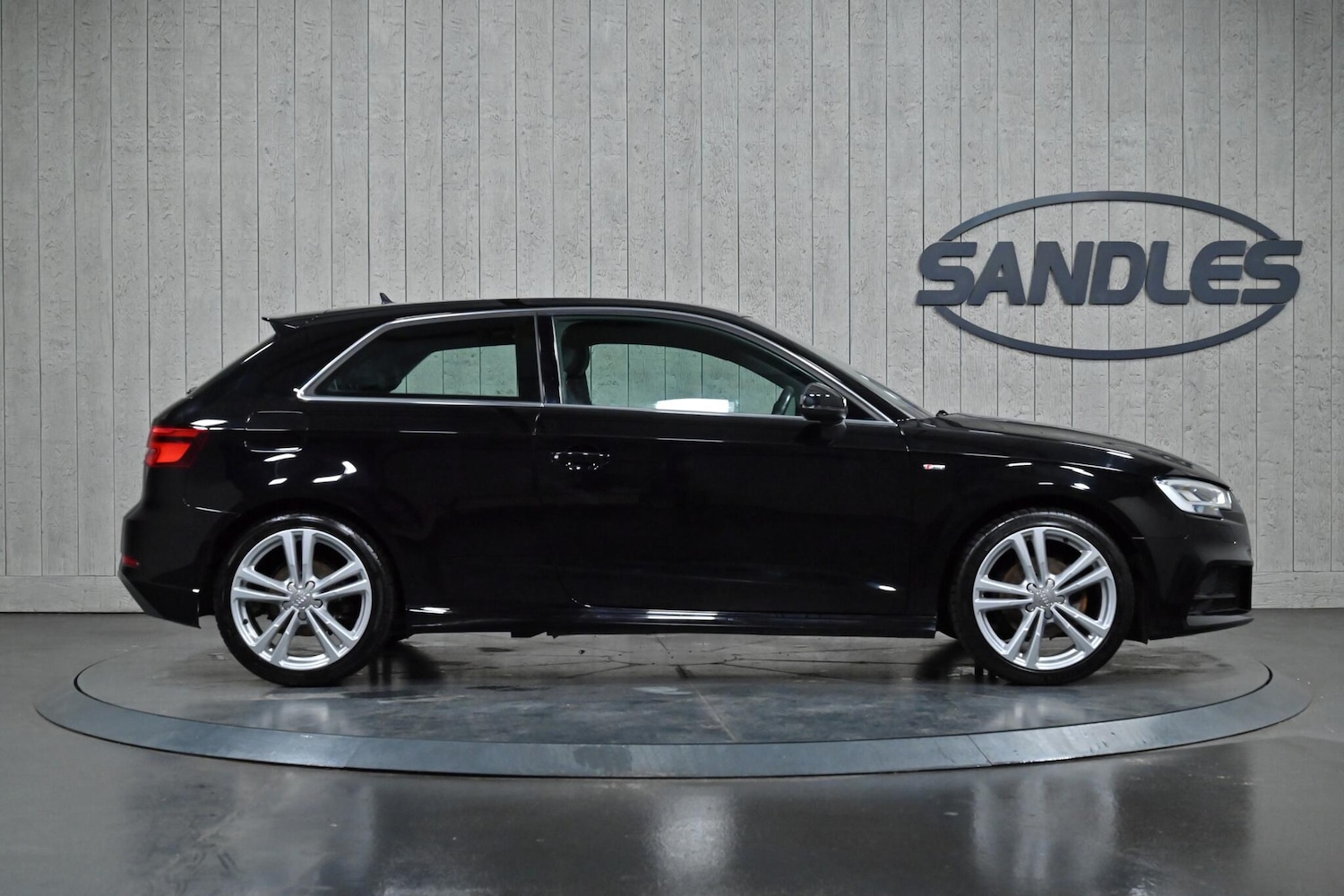 Used Audi A3 2017 for sale - 76825067: Photo 3