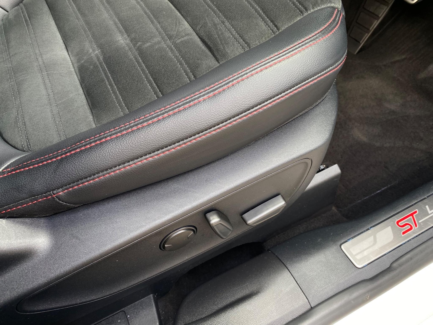 Used Ford Kuga 2020 for sale - 76348759: Photo 25