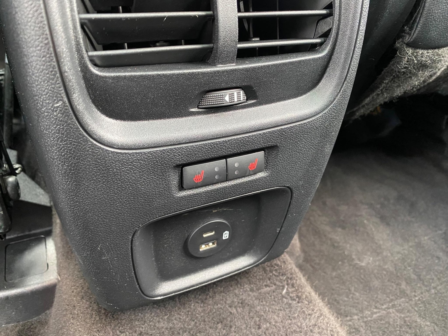 Used Ford Kuga 2020 for sale - 76348759: Photo 30
